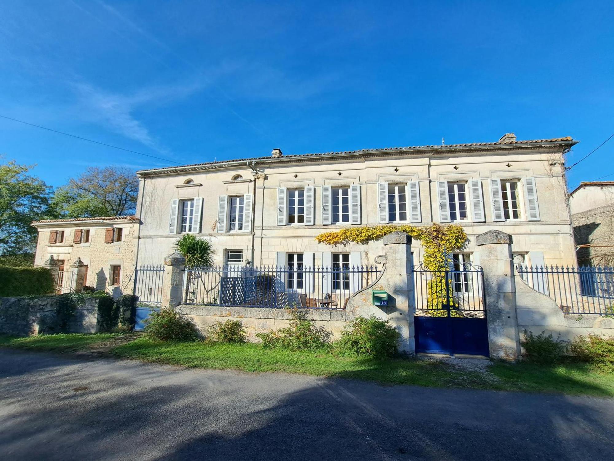 Le Moulin Etourneau - 3 Gites Avec 2 Piscines Champagnac  Esterno foto